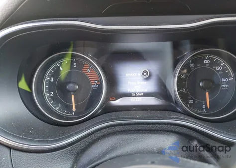 2019 Jeep Cherokee Trailhawk 4X4 z USA, uszkodzony, nr VIN 1C4PJMBN8KD142426